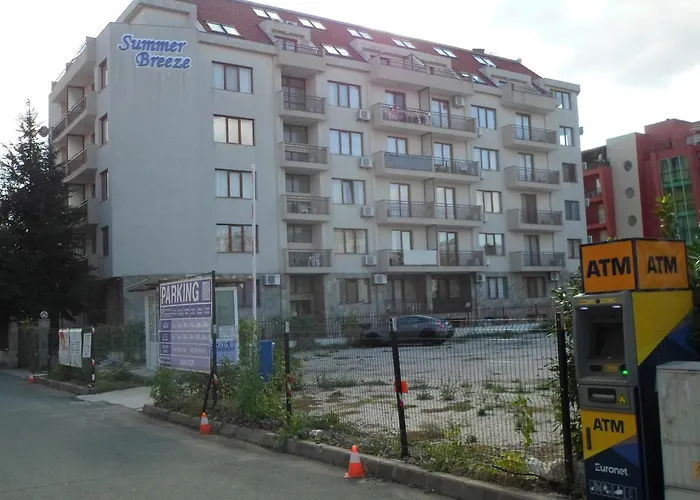 Апартаменты Le Summer Breeze Солнечный берег